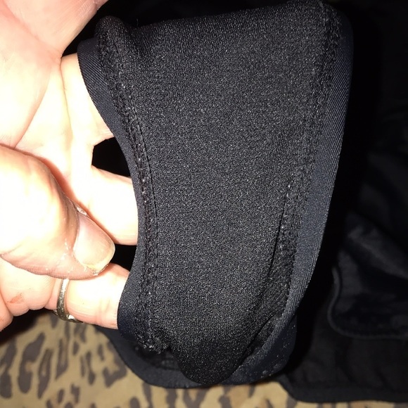 TIME & TRU size 1X 16w - 18wOne piece sheer top V- back slightly padded - Picture 11 of 16